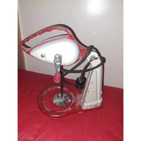 Vintage Mixer Maker Child's Metal Hand Mixer - Picture 2 of 6